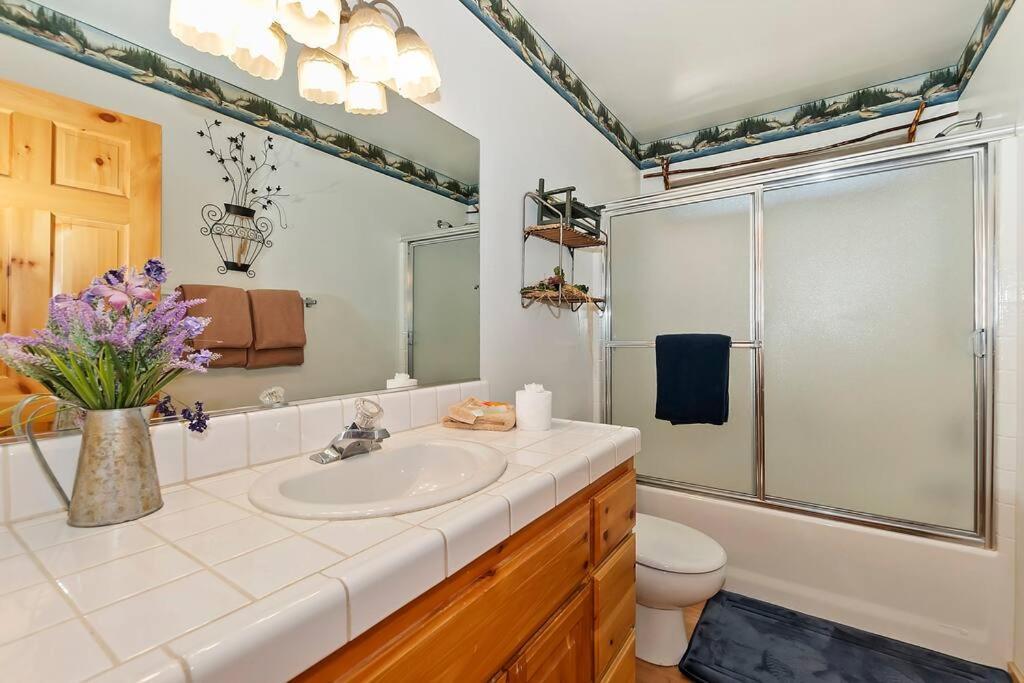 Villa Teakwood - 3-Br Spa, Fire Pit, Quiet, Ac, Centrally Located Big Bear Lake Exterior foto